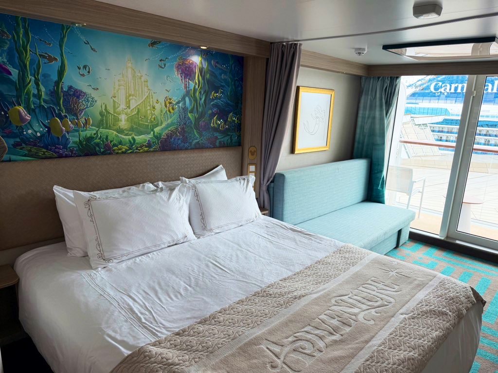 ディズニー・アドベンチャー ステートルーム(オーシャンビューベランダ)